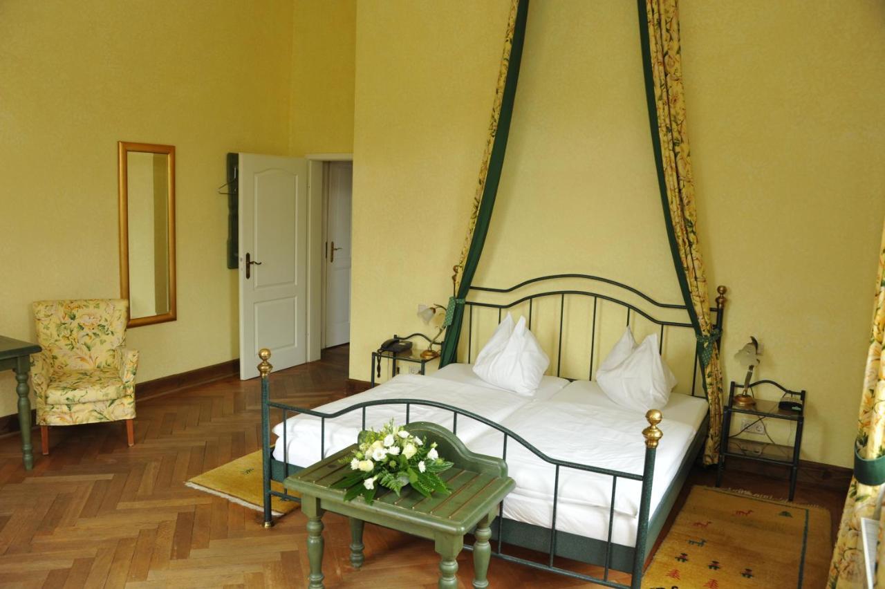 Villa Sophienhoehe แคร์เพิน ภายนอก รูปภาพ